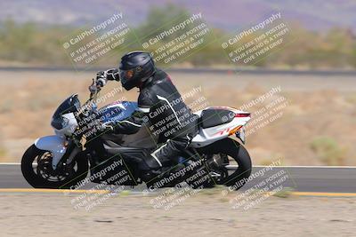 media/Oct-09-2022-SoCal Trackdays (Sun) [[95640aeeb6]]/Turn 15 Inside Distant Pans (1145am)/